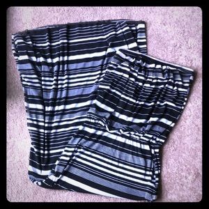 Long black & white XS dress